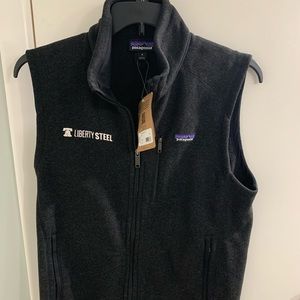 Patagonia Mens vest NWT -*logo*
